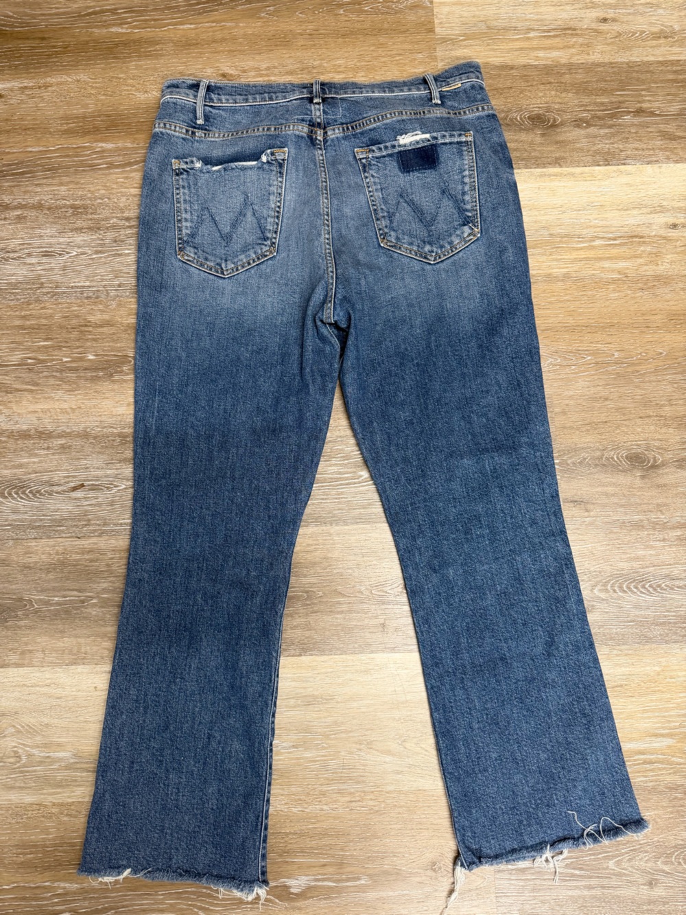 MOTHER Superior The Hustler Women’s Sz 33 High Rise Cropped Straight Jeans READ* - Picture 2 of 16